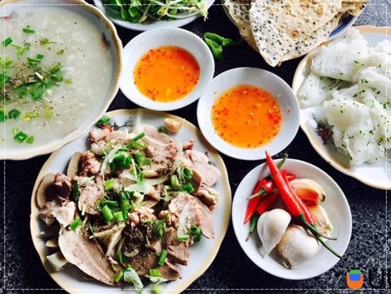 Quán Bánh hỏi cháo lòng Hồng Linh nổi tiếng ở Quy Nhơn