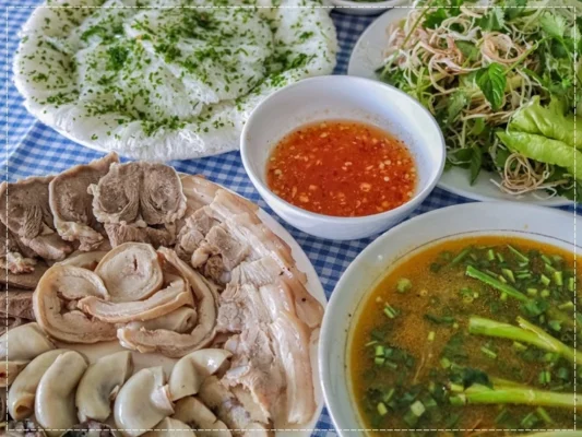 Quán Ngô Mây gây thương nhớ