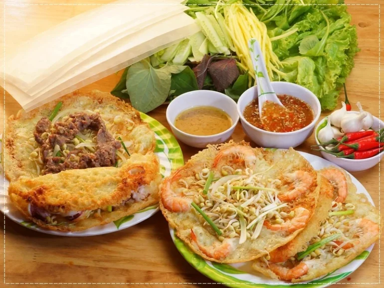 Bánh xèo Gia Vỹ, quán ăn nổi tiếng, lâu đời bậc nhất